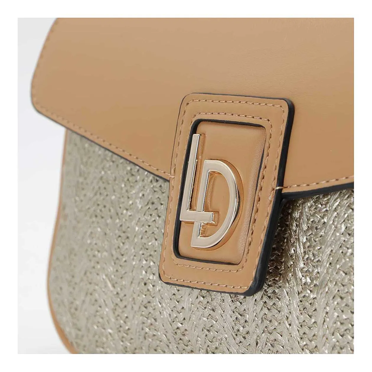 bolso_dorado_kylie_3.webp Store Bolso Dorado Kylie Mujer Bolsos