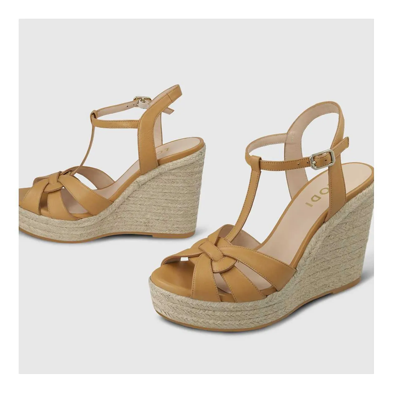 cuas_marrones_yunari_2-1.webp Discount Cuñas Marrones Yunari Mujer Cuñas Y Alpargatas
