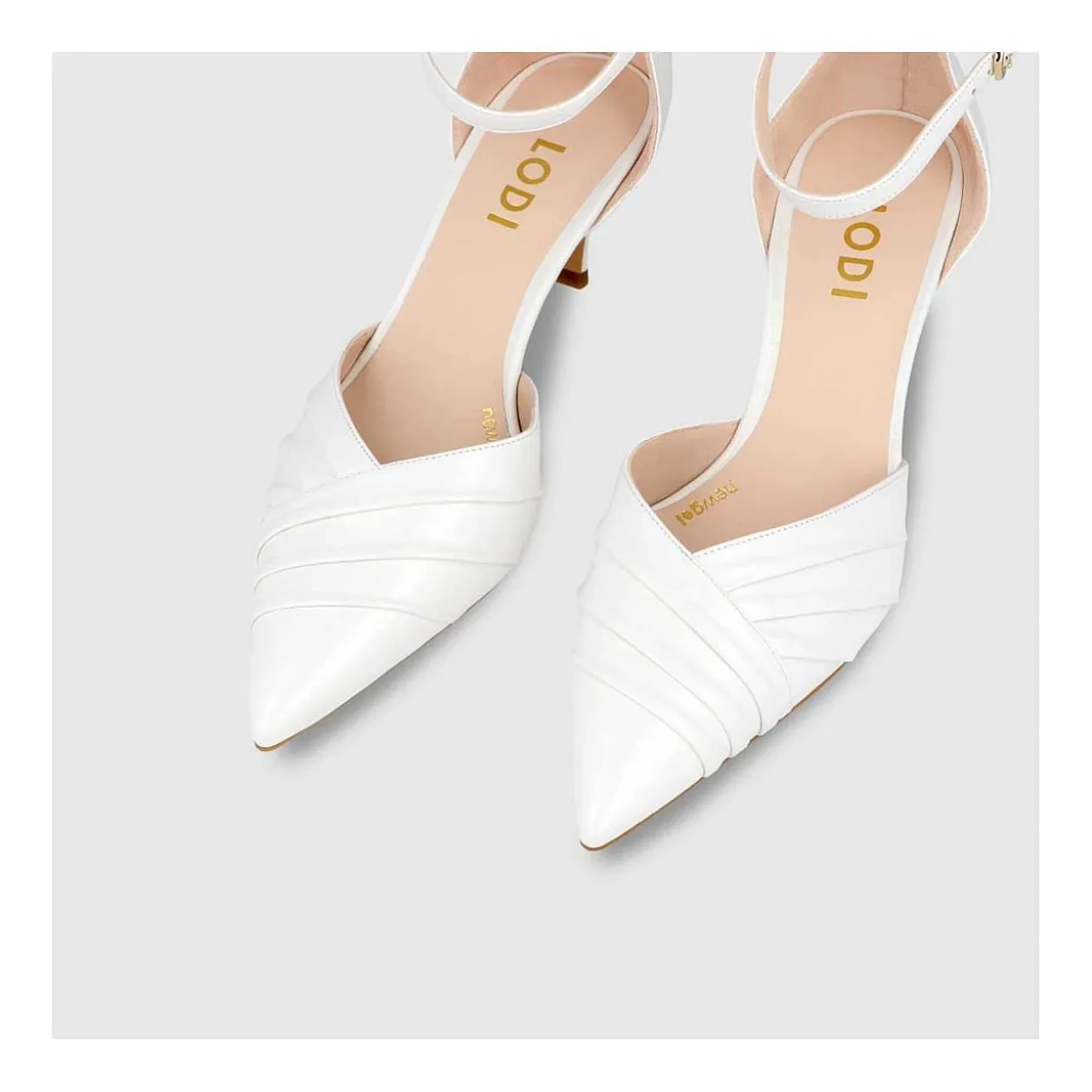 salones_de_novia_blancos_esi_4.webp Outlet Salones De Novia Blancos Esi Mujer Salones De Novia