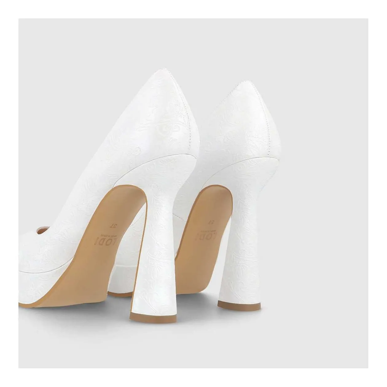 salones_de_novia_blancos_wanis_1.webp Sale Salones De Novia Blancos Wanis Mujer Salones De Novia