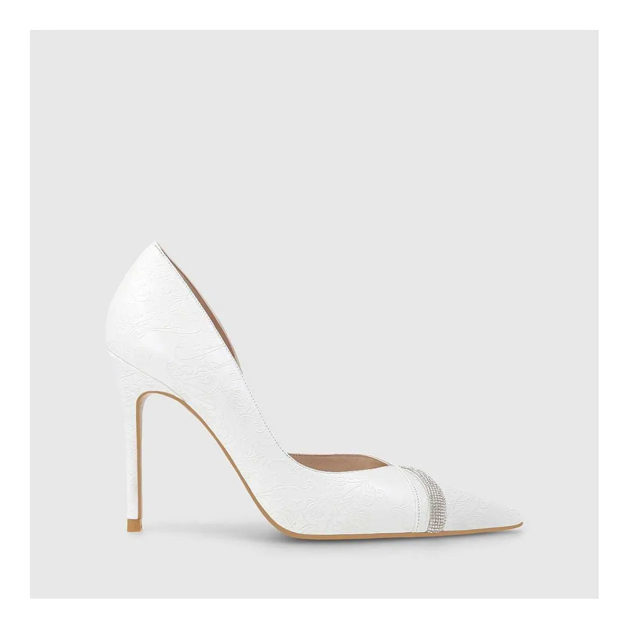 salones_de_novia_blancos_zaren_0.webp New Salones De Novia Blancos Zaren Mujer Salones De Novia