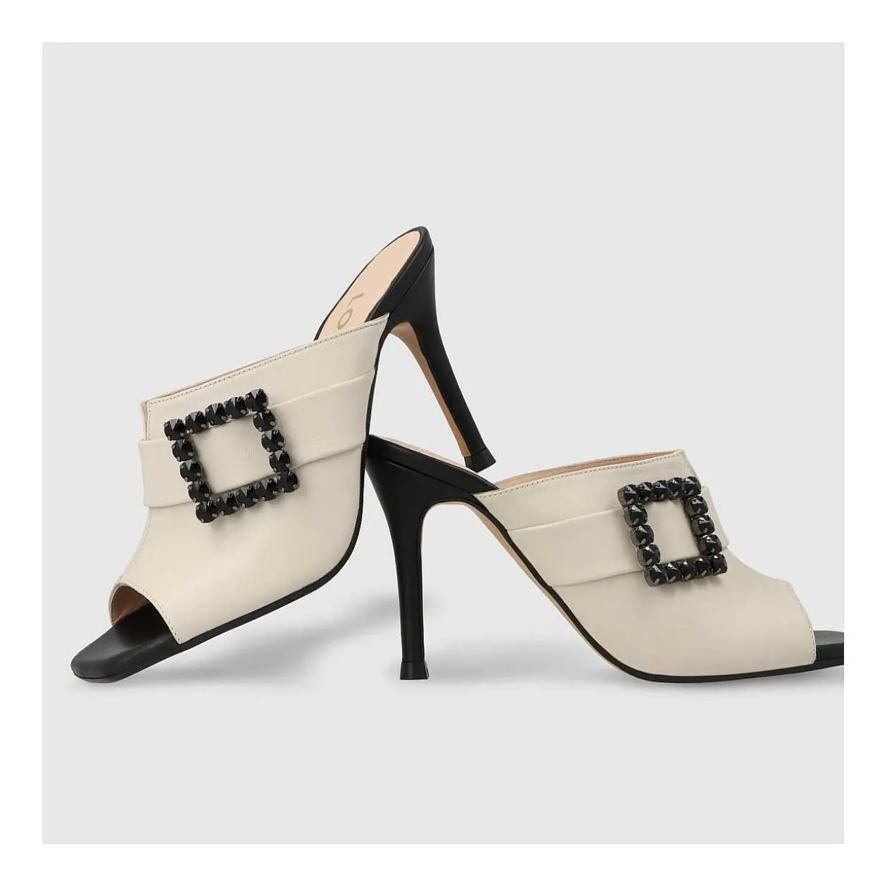 sandalias_blancas_sinusu_3.webp Cheap Sandalias Blancas Sinusu Mujer Sandalias