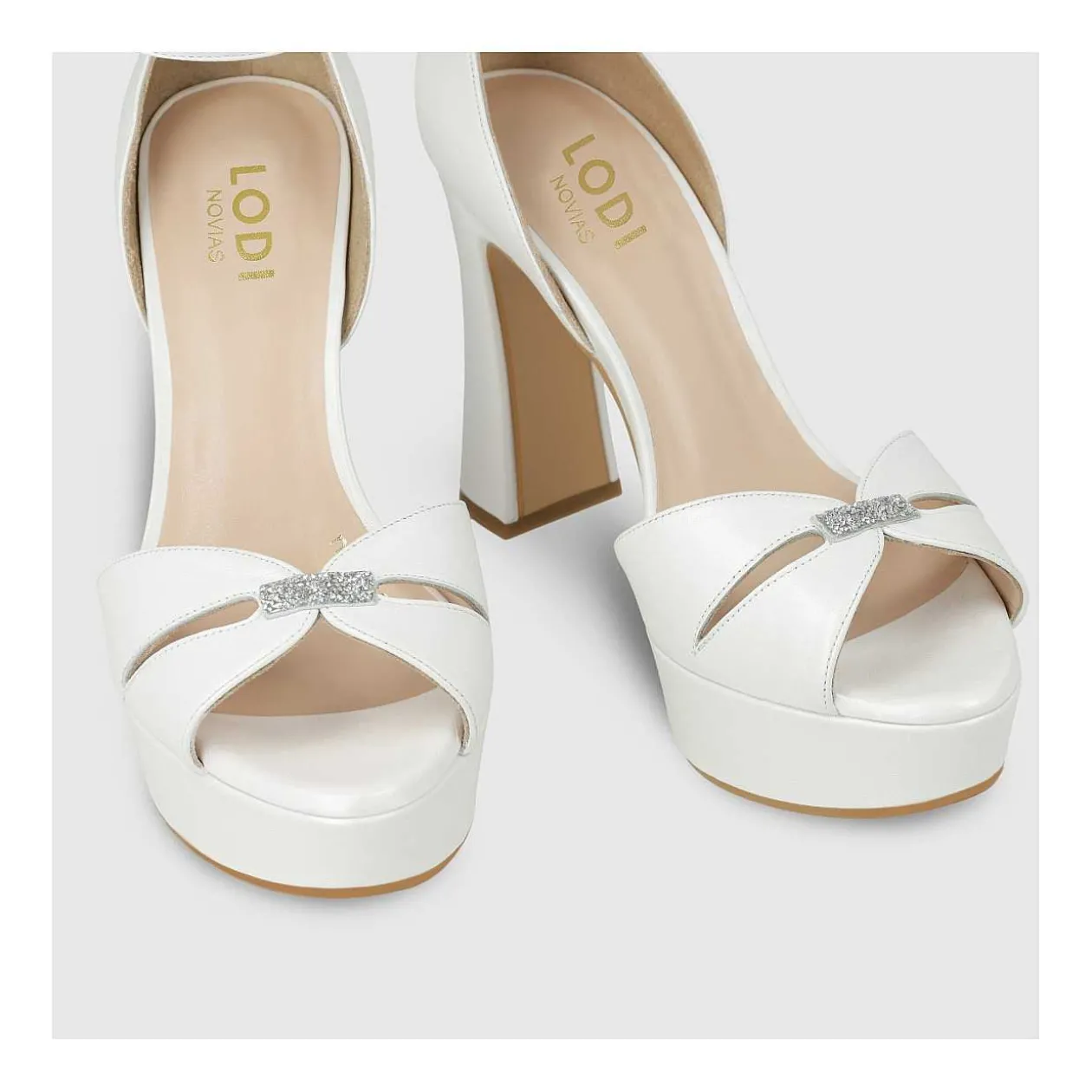 sandalias_de_novia_blancas_tamsino_3.webp Outlet Sandalias De Novia Blancas Tamsi-No Mujer Sandalias De Novia