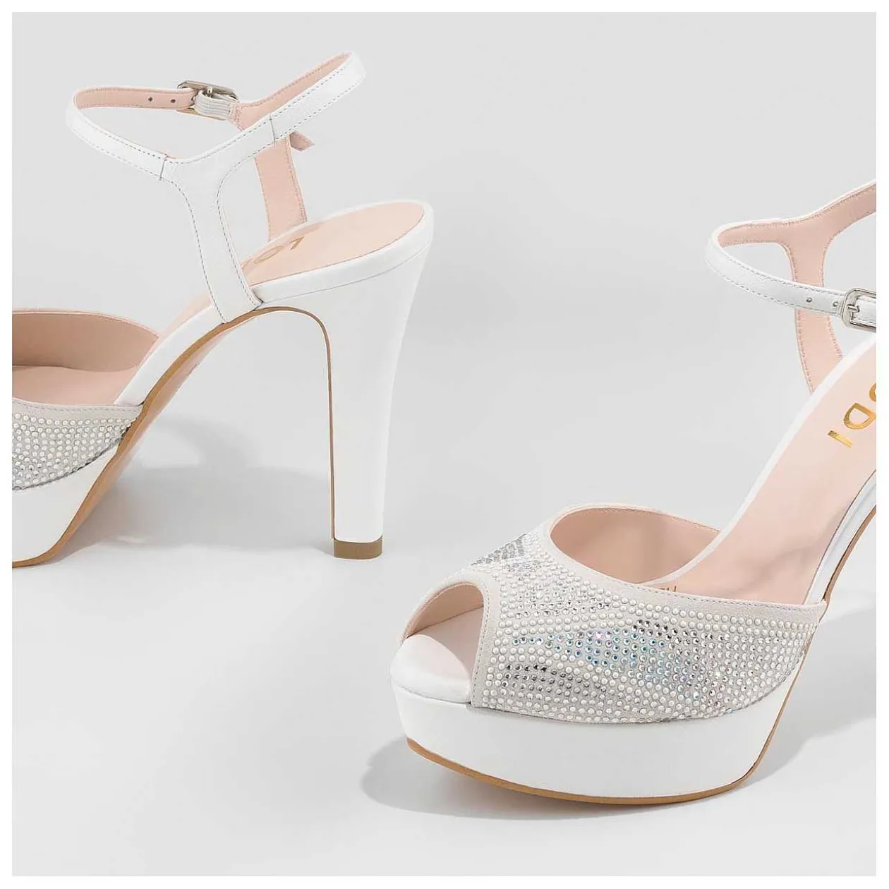 sandalias_de_novia_blancas_tincia_3.webp Outlet Sandalias De Novia Blancas Tincia Mujer Sandalias De Novia