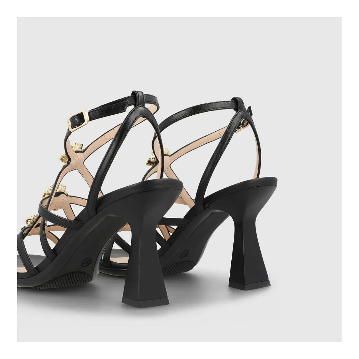 sandalias_negras_habey_1.webp Best Sale Sandalias Negras Habey Mujer Sandalias