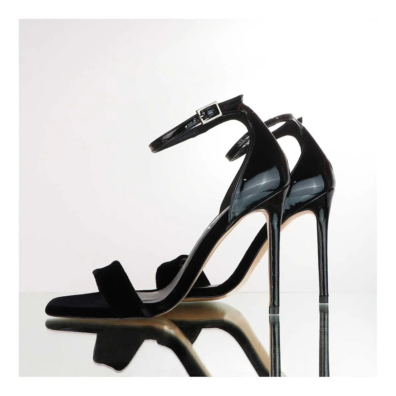 sandalias_negras_wero_4.webp Cheap Sandalias Negras Wero Mujer Sandalias