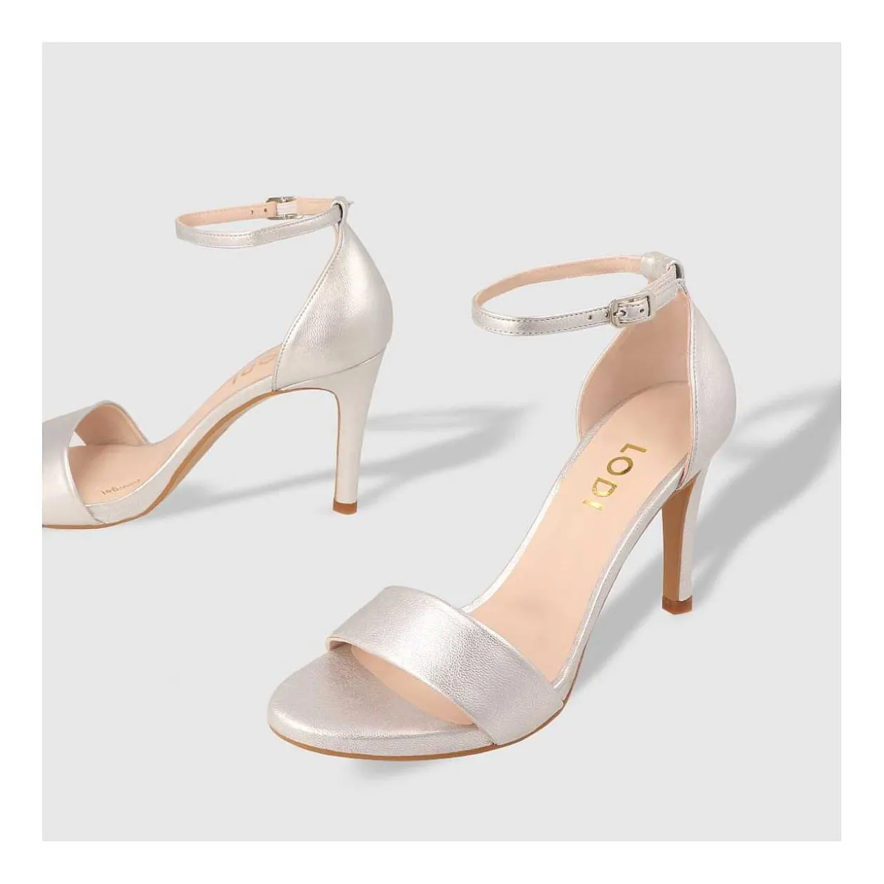 sandalias_plateadas_igorx_2.webp Flash Sale Sandalias Plateadas Igor-X Mujer Sandalias