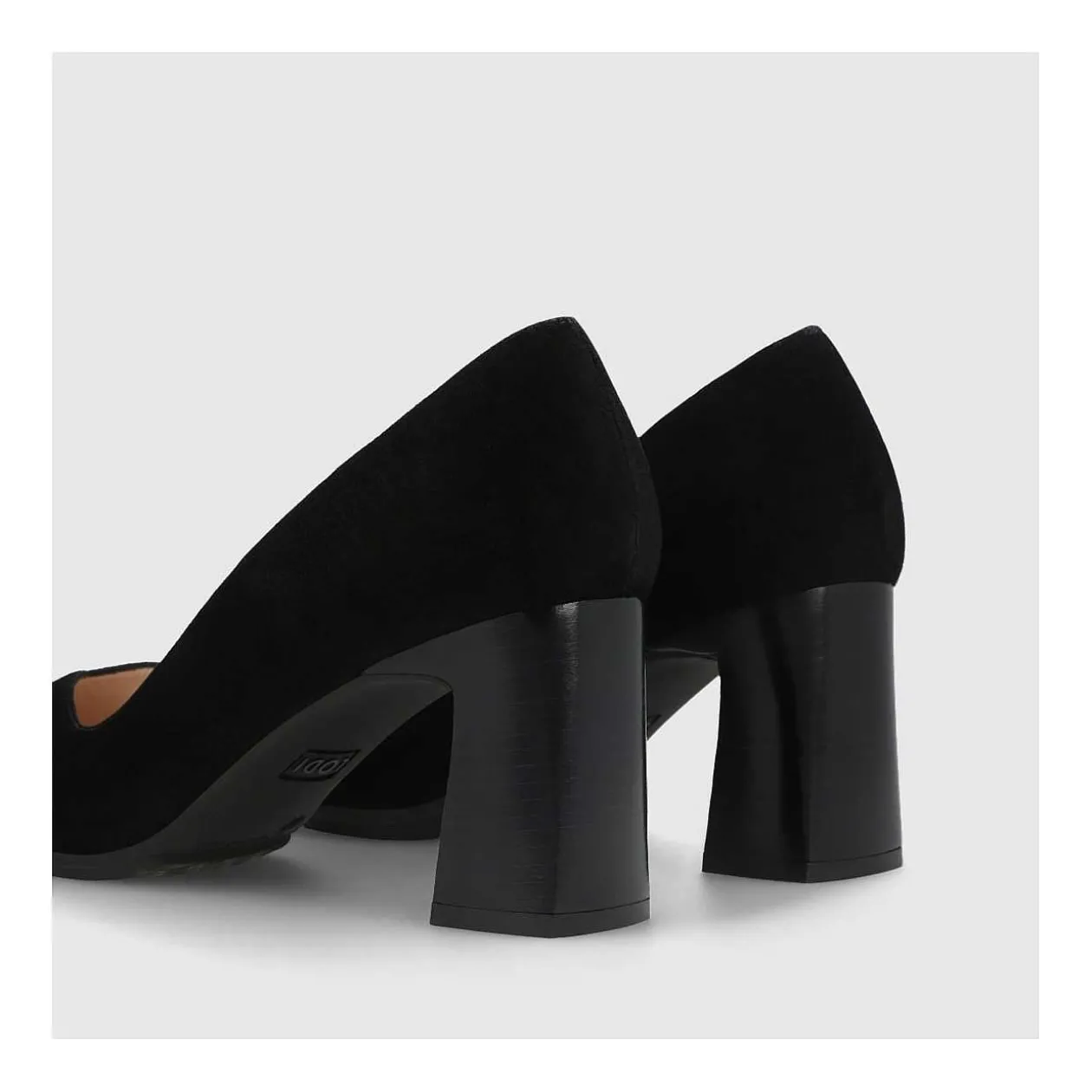 zapatos_de_saln_negros_mili_2.webp Fashion Zapatos De Salón Negros Mili Mujer Zapatos De Salón